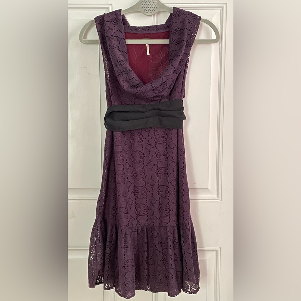 Free People Purple Lace Dress Cowl Neck Black Tie Waist Ruffle Hem Rare Size 6